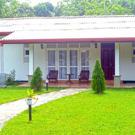 Lumbini Lagoon Koggala Room photo